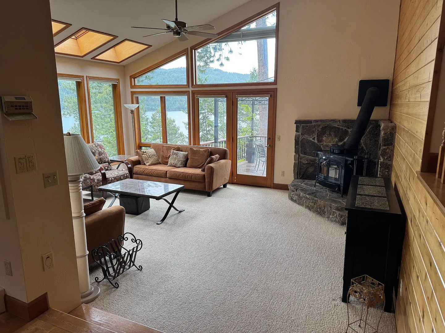 Rental on Whitefish Lake - 4 Bedroom 3 bath - $5,500 Per Month — Photo 4