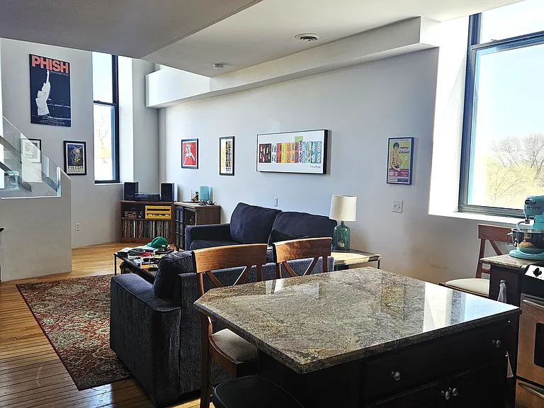 47 Atlantic Ave #3 — Photo 2