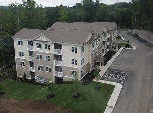 9 Covered Bridge Rd #2102, Newtown, CT 06470