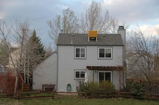 556 W Sycamore St — Photo 10