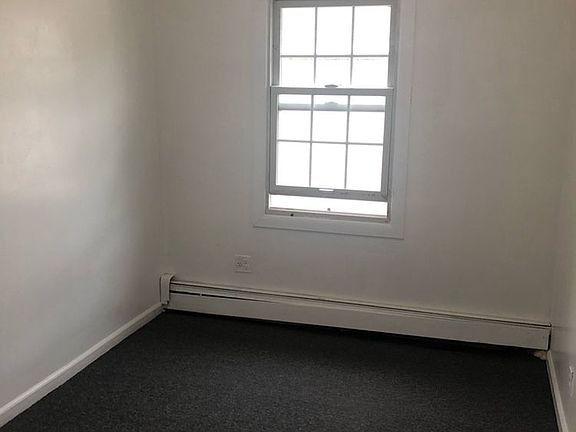 4th image of 11546 159th St #2