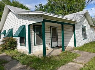 5817 Briarcliff Rd, Haltom City, TX 76117