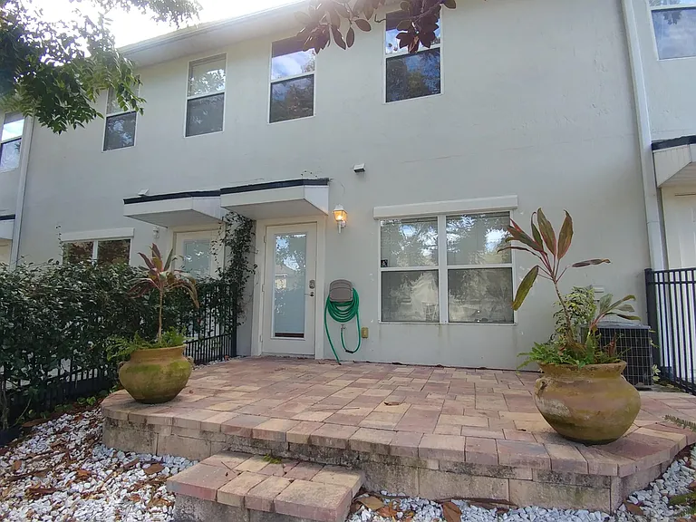 408 Southern Branch Ln — Photo 9