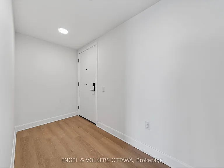 1360 Carling Ave #2307 — Photo 3
