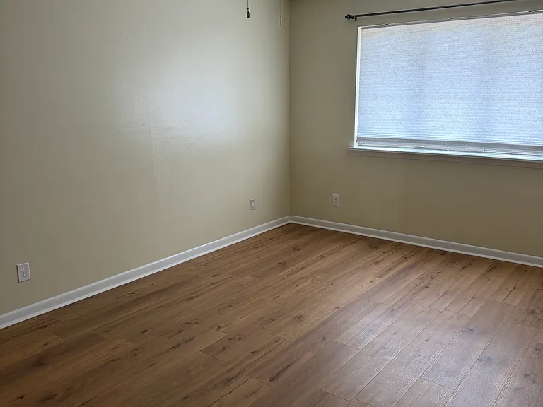 2225 Golf Rd SW #409 — Photo 11