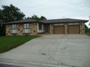 1006 Milwaukee St, Lakefield, MN 56150