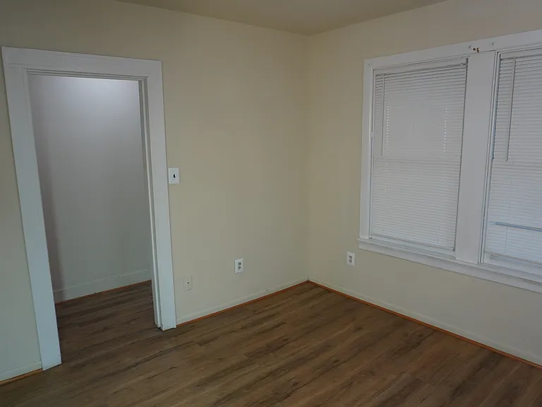 217 Center St — Photo 6