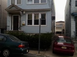 157 Beach St, Jersey City, NJ 07307