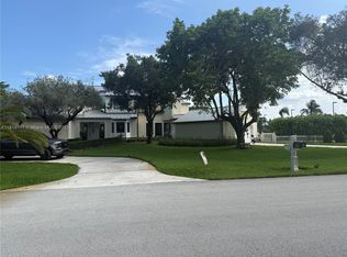 11820 NW 5th St, Plantation, FL 33325