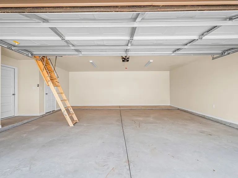 11207 N Cres #2800-A — Photo 4