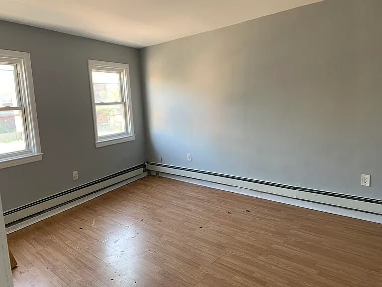 93 Ocean Ave #2 — Photo 7