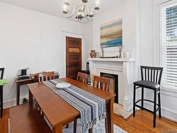 5th image of 13 Strawberry St #A