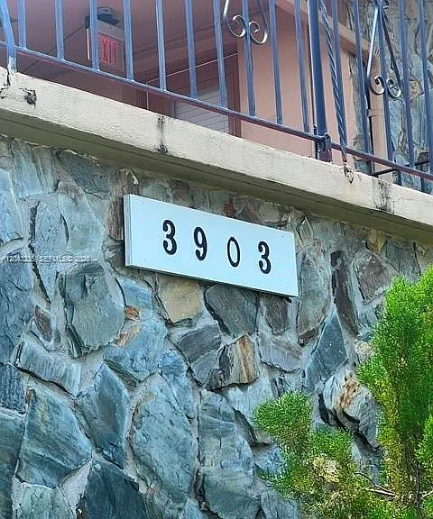 3903 SW 78th Ct #205 — Photo 12