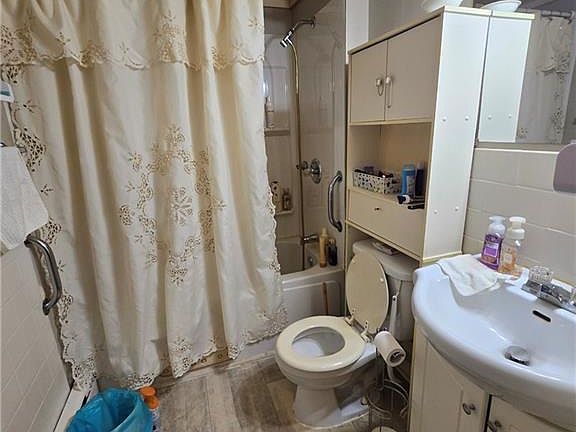 5th image of 1138 Rothesay Rd #1126