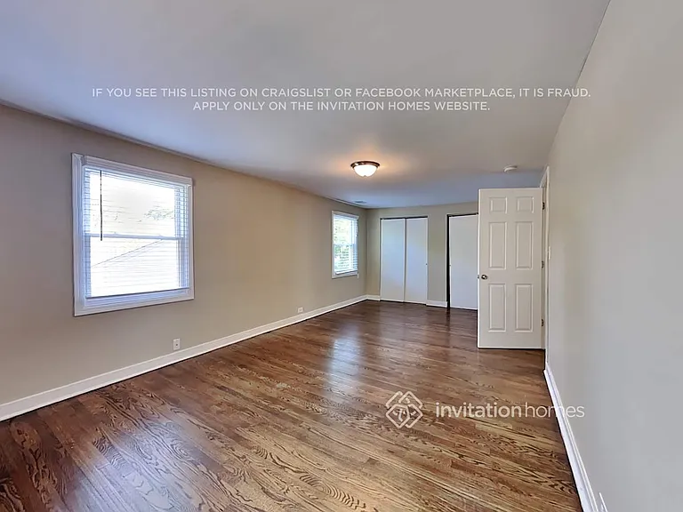 8640 Springfield Ave — Photo 11