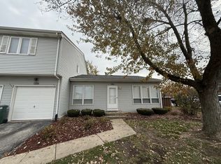 20137 S Hampton Ct #A, Frankfort, IL 60423