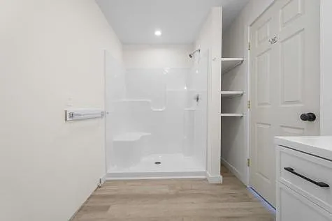 En-suite bath