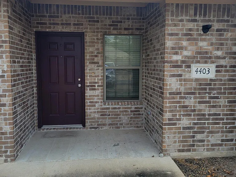 4403 Reveille Rd — Photo 2