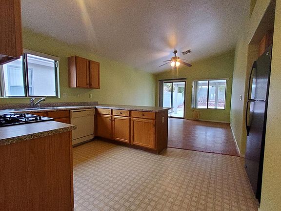 5th image of 4600 Julesburg Dr