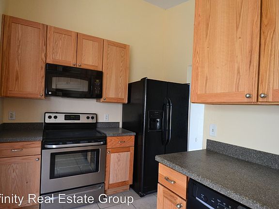 4th image of 2834 Delcrest Ct