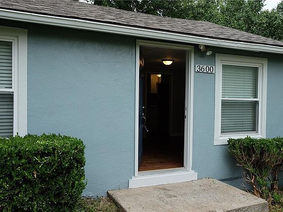 2nd image of 3600 NE 85th Ter