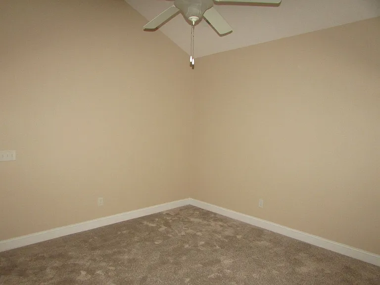 1519 Round Ridge Rd SE — Photo 14
