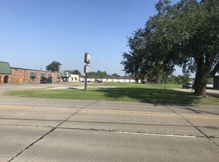 956 S Lewis St, New Iberia, LA 70560