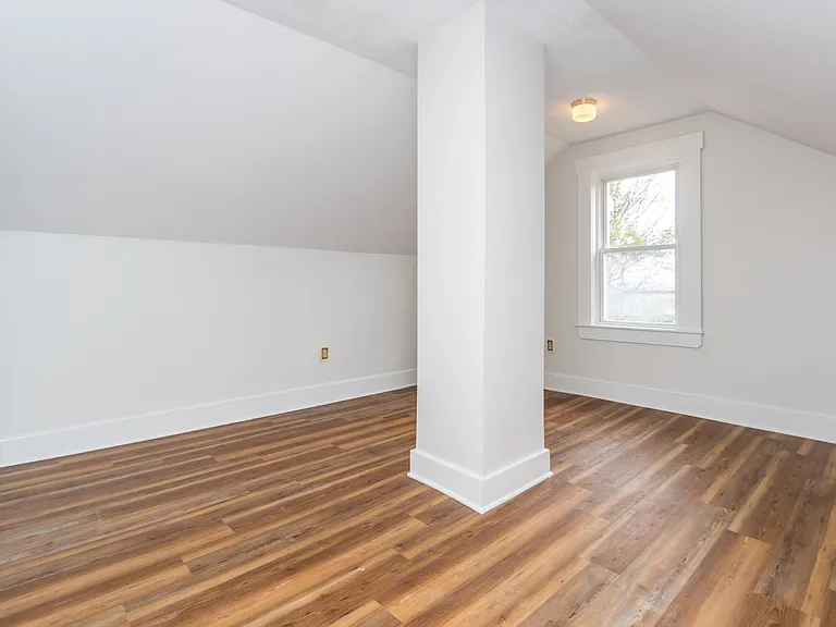 10 Foundry Ave #10 — Photo 15