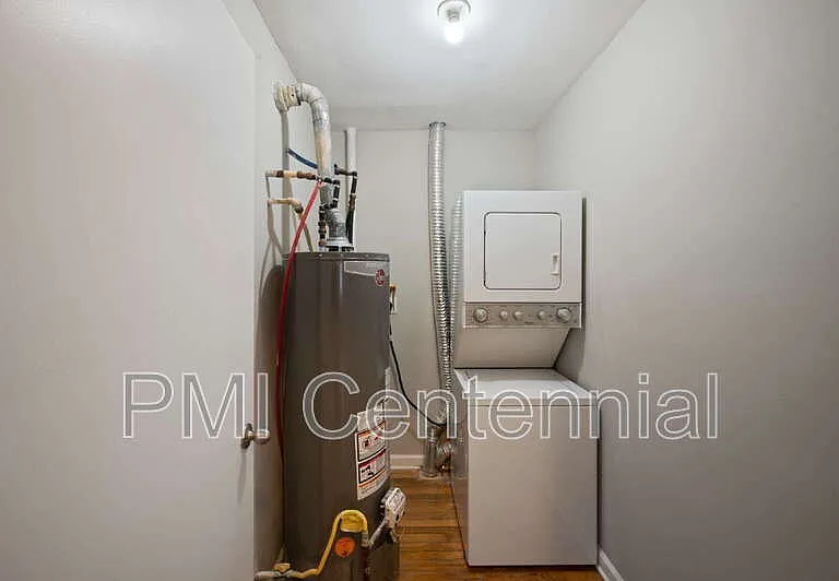 950 Saint Charles Ave NE #9 — Photo 13