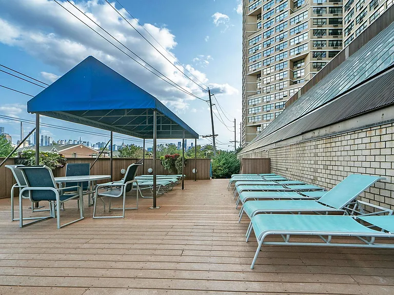 7004 Boulevard East #7D — Photo 21