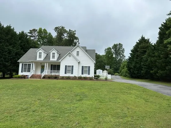 101 Watlington Dr, South Boston, VA 24592