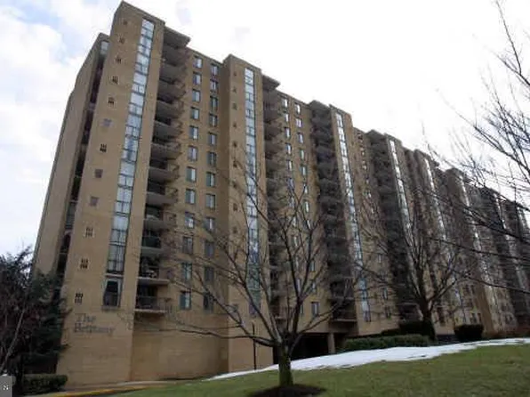 4500 S Four Mile Run Dr APT 1223, Arlington, VA 22204