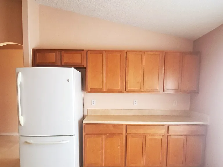 16 Lloshire Path — Photo 5
