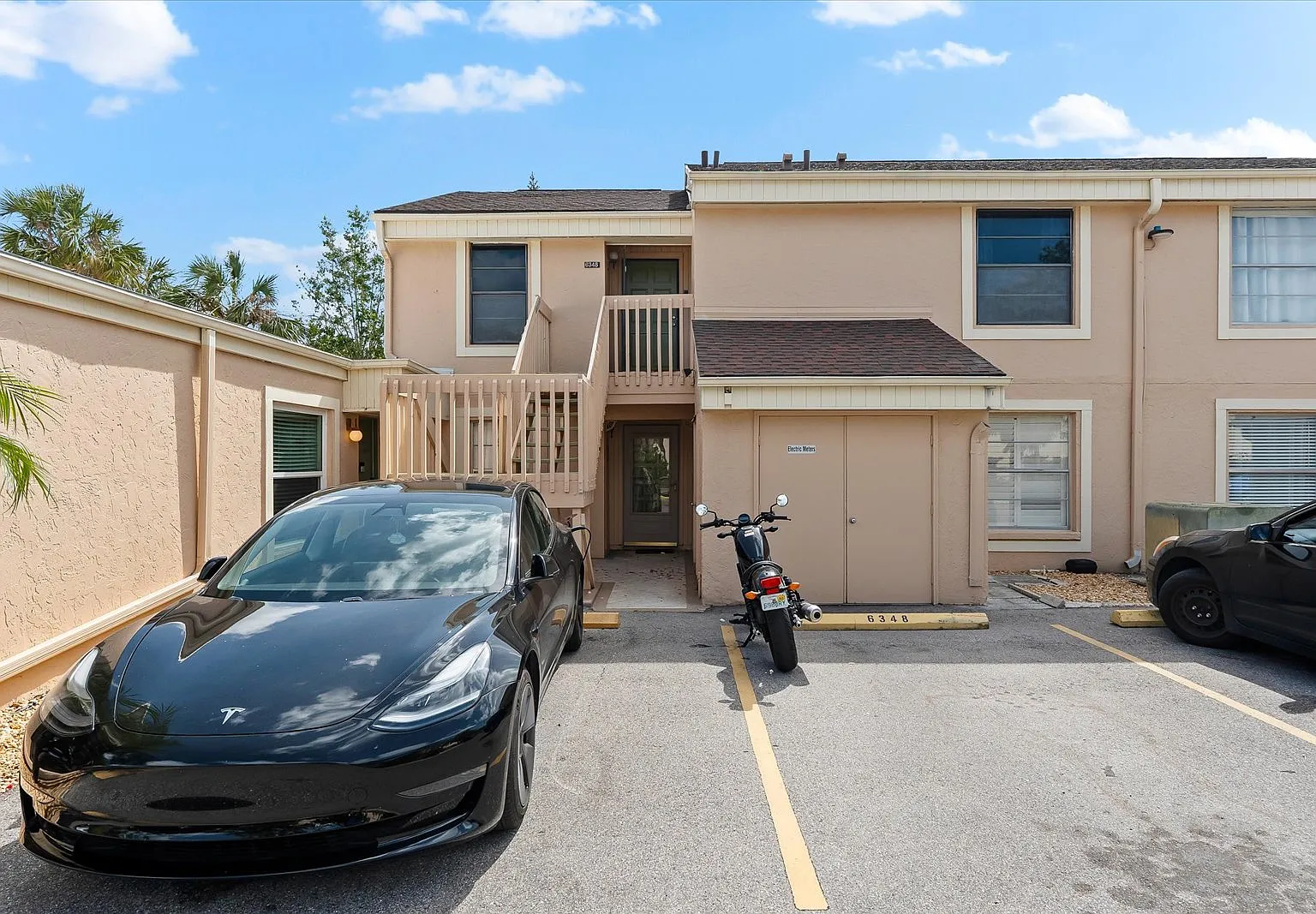 3 bed, 1141 sqft, $1,900 — Photo 3