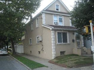 7546 164th St, Fresh Meadows, NY 11366