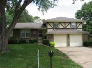 16607 McKinley St, Belton, MO 64012