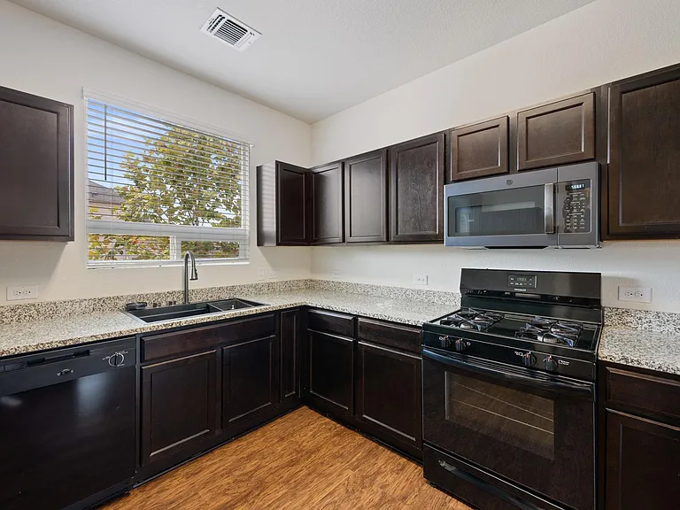 15200 Harkness Pass — Photo 14