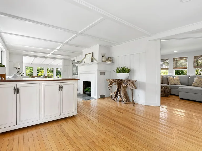 12 Girard Way — Photo 13