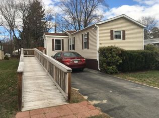 42 Robin Ln, Windham, ME 04062