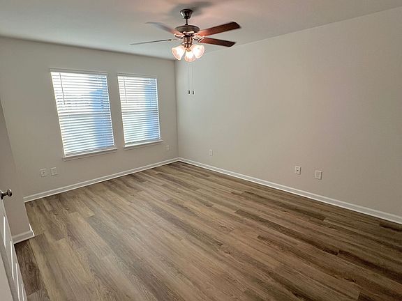 3rd image of 1755 Jakes Dr