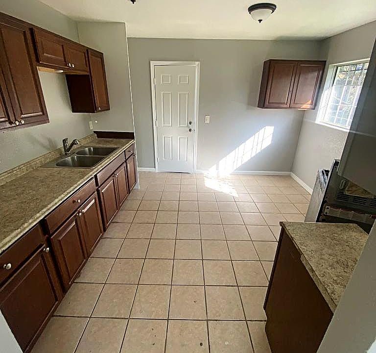 1st image of 247 Pala Vista Dr #247