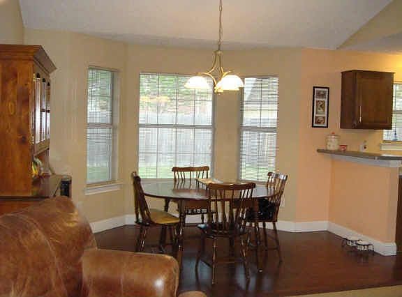 3rd image of 4607 Gatewood Ct