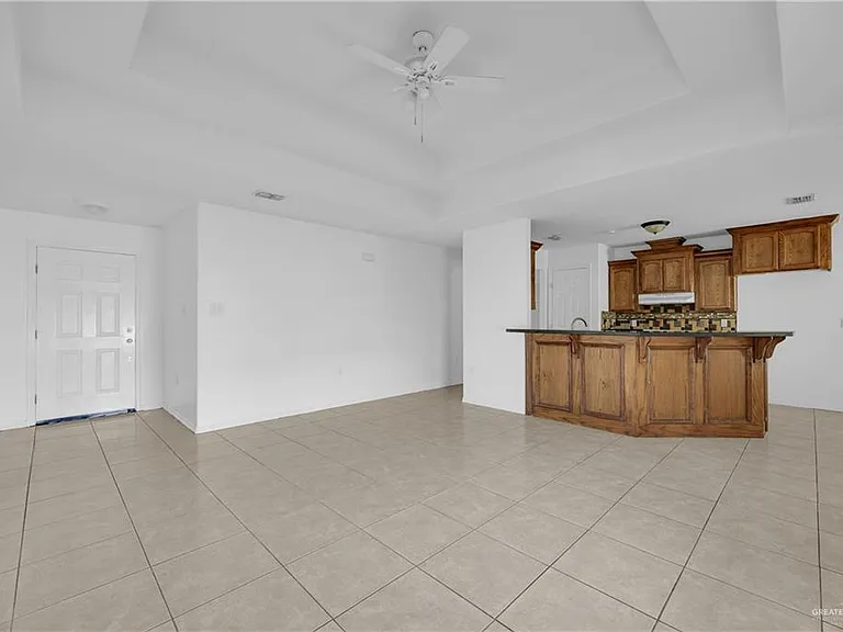 2101 Sunrise Dr — Photo 4
