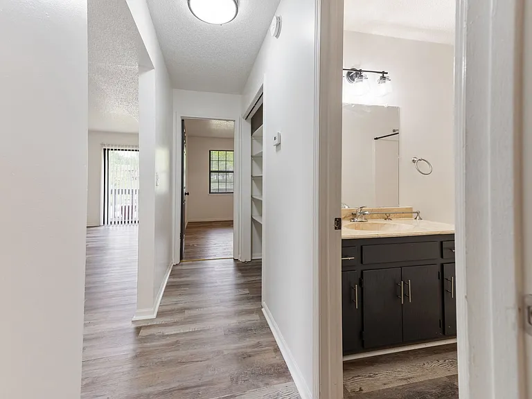 7009 N Chas Dr — Photo 19