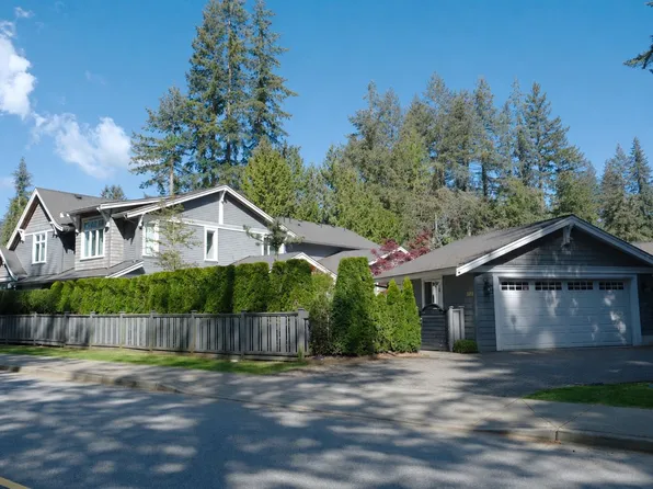 1198 Edgewood Rd, North Vancouver, BC V7R 1Y9
