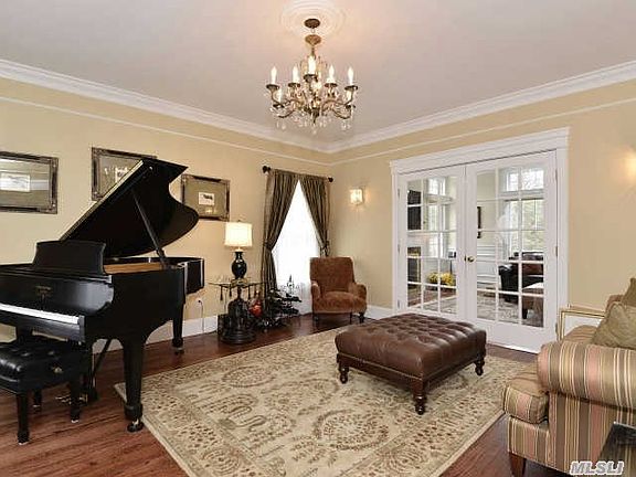 4th image of 44A King Arthurs Ct N