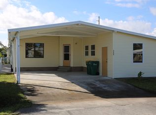 5609 Obey Pl, Micco, FL 32976