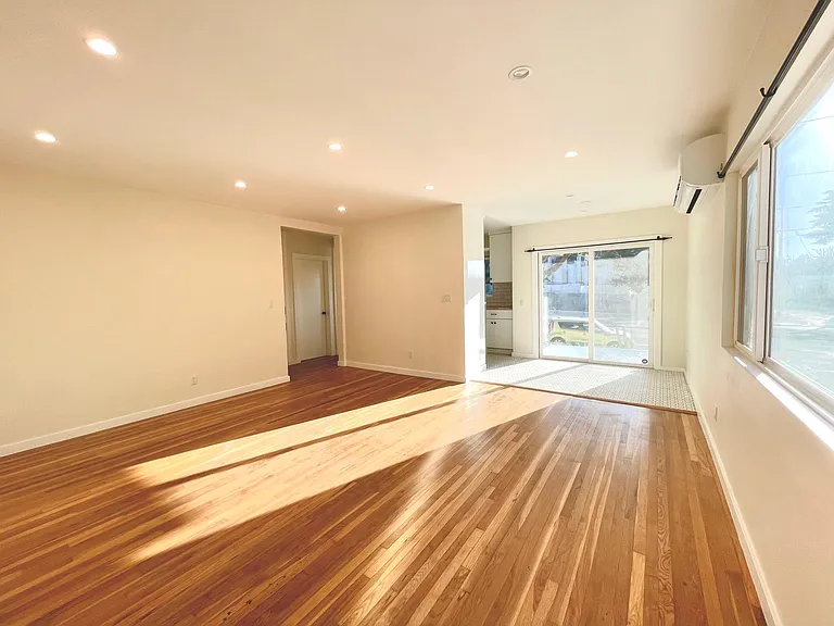 1335 Colorado Blvd #1 — Photo 8