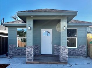 830 N Martinez Ave, Weslaco, TX 78596