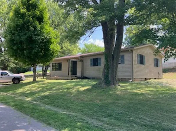 503 S 3rd St, Ellettsville, IN 47429